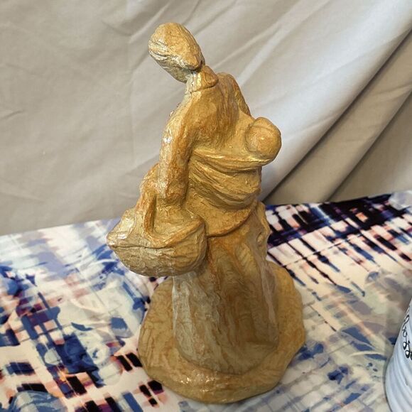 Women Of The Way Figure, Carved Resin, Encore, Title  “The Lords Heritage “ - Picture 6 of 9